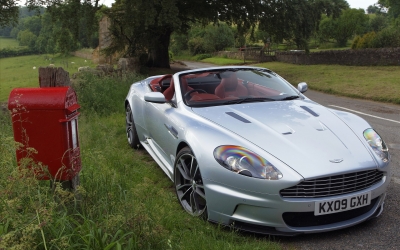 Aston-Martin_002013.jpg