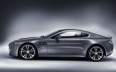 Aston-Martin_004010.jpg